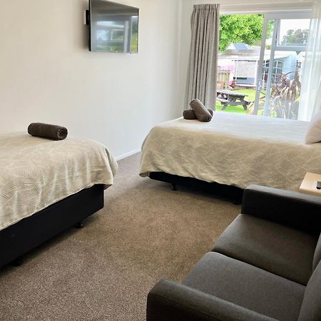Tripinn Modern Motels & Affordable Accommodation Westport Zewnętrze zdjęcie
